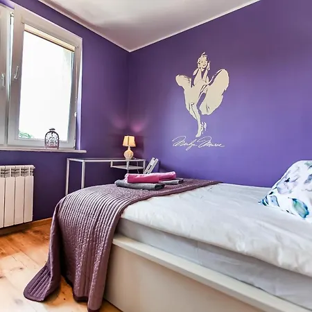 Pink Apartament - Niepodleglosci 865 Apartment